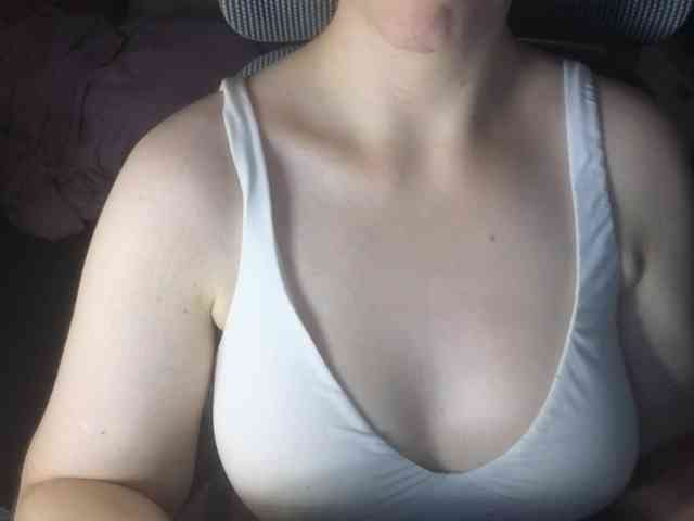 PassionateMommy webcam