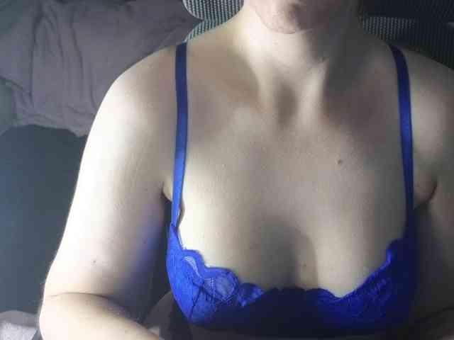 CreamyWoman CreamyWoman