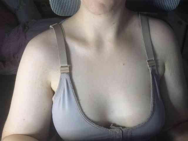 PassionateMommy webcam