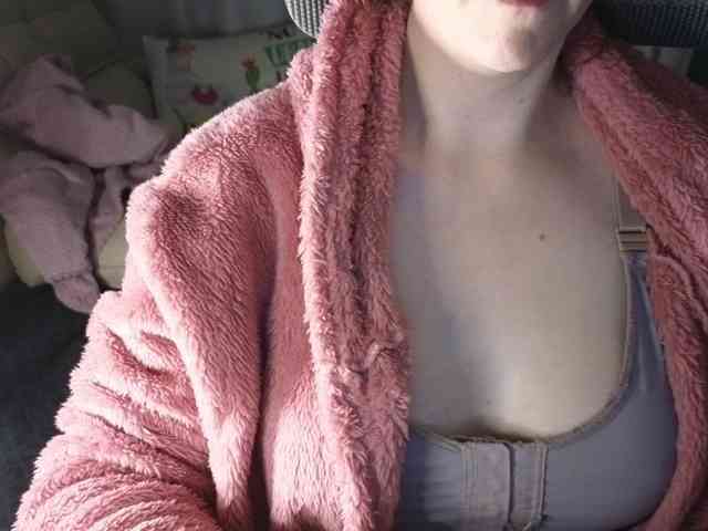 PassionateMommy webcam