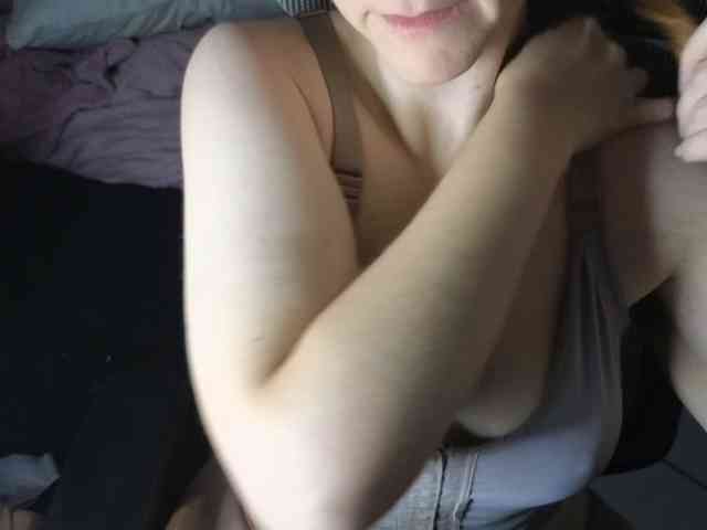 PassionateMommy webcam