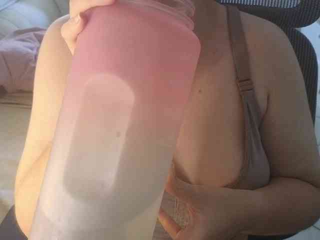 PassionateMommy webcam