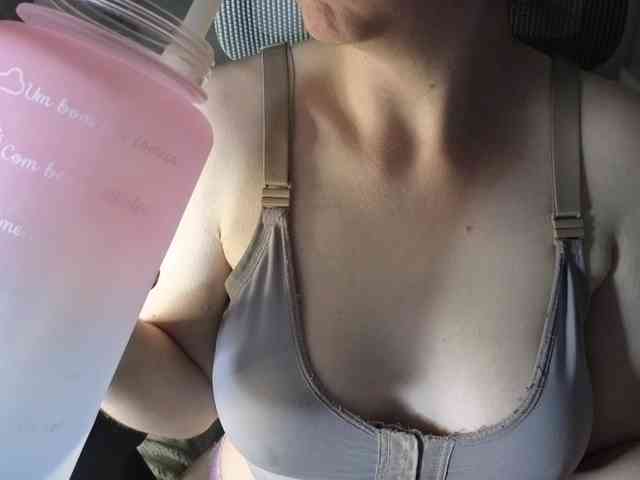 PassionateMommy webcam