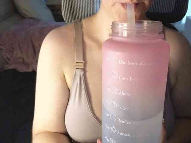 PassionateMommy webcam