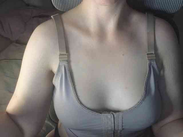 PassionateMommy webcam