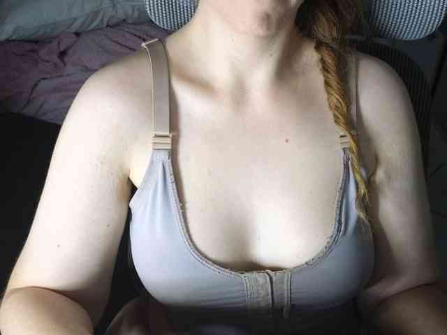 PassionateMommy webcam