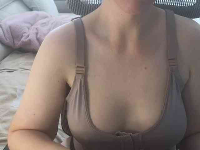 PassionateMommy webcam