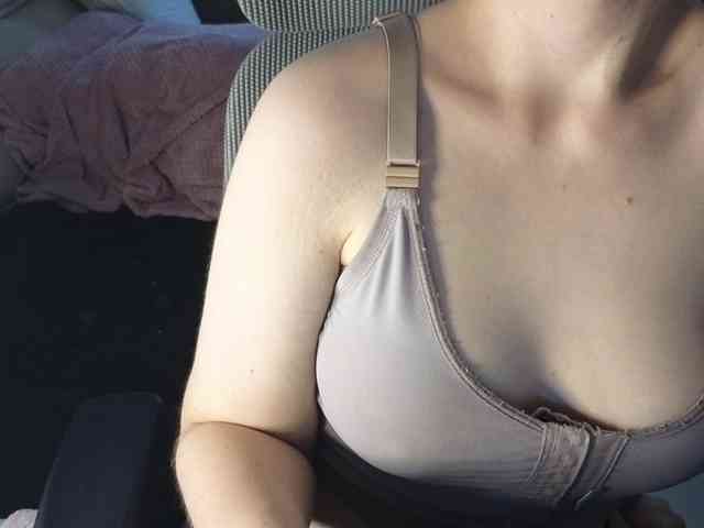 PassionateMommy webcam