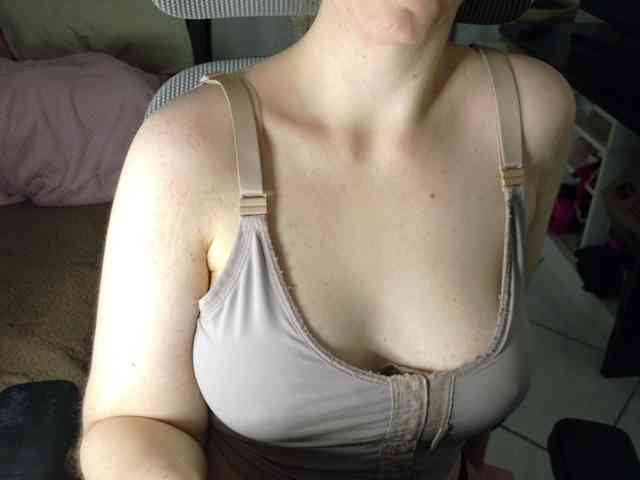 PassionateMommy webcam