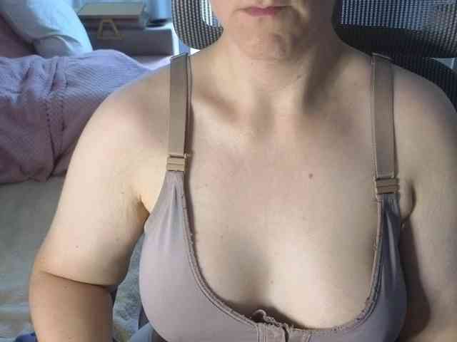 CreamyWoman CreamyWoman