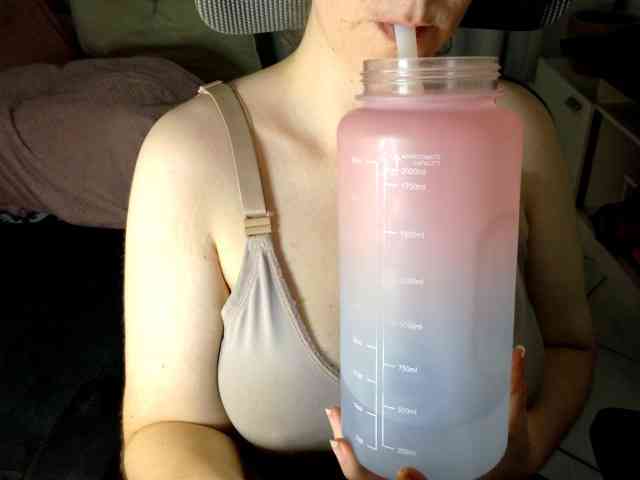 PassionateMommy webcam