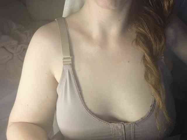 PassionateMommy webcam