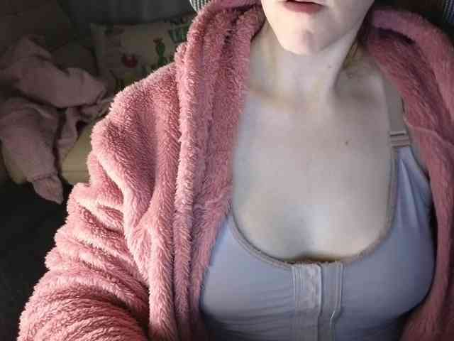 PassionateMommy webcam