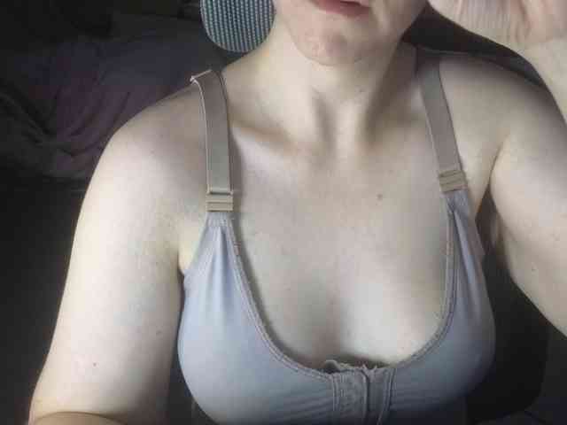 PassionateMommy webcam