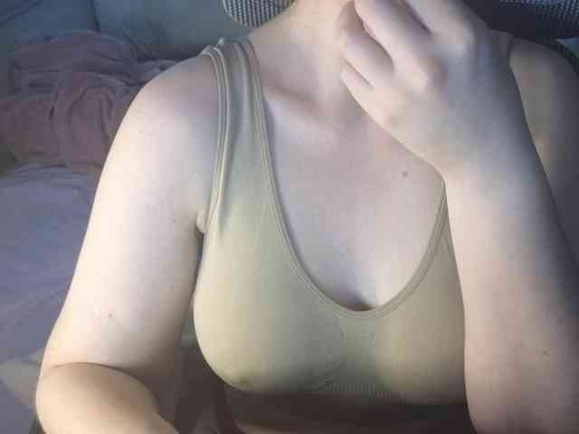 PassionateMommy webcam