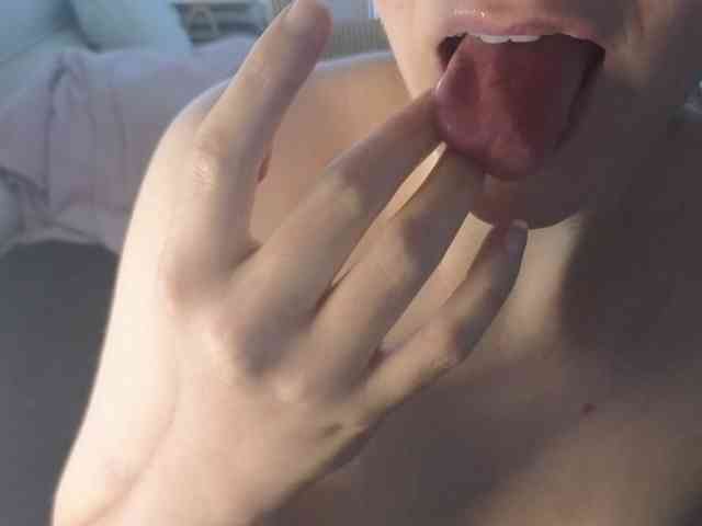 PassionateMommy webcam