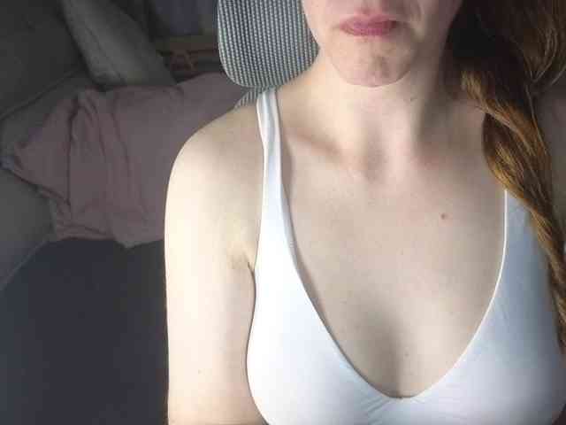 PassionateMommy webcam