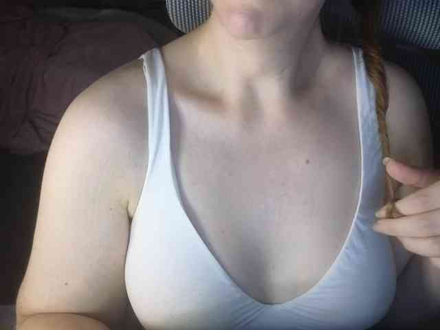 PassionateMommy webcam