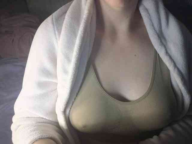 PassionateMommy webcam