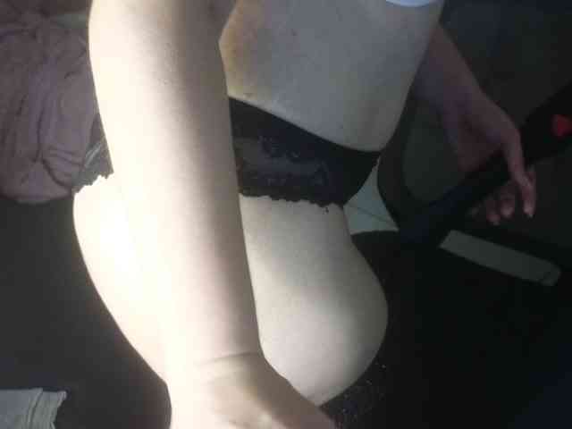 PassionateMommy webcam