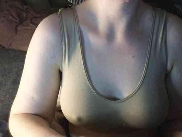 PassionateMommy webcam