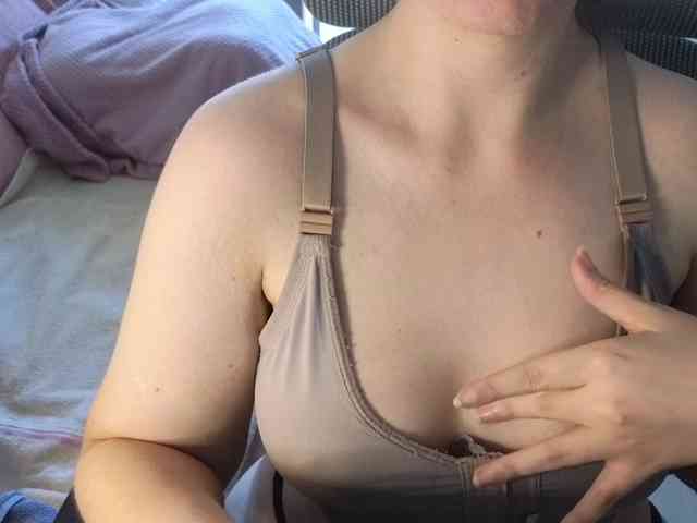 PassionateMommy webcam