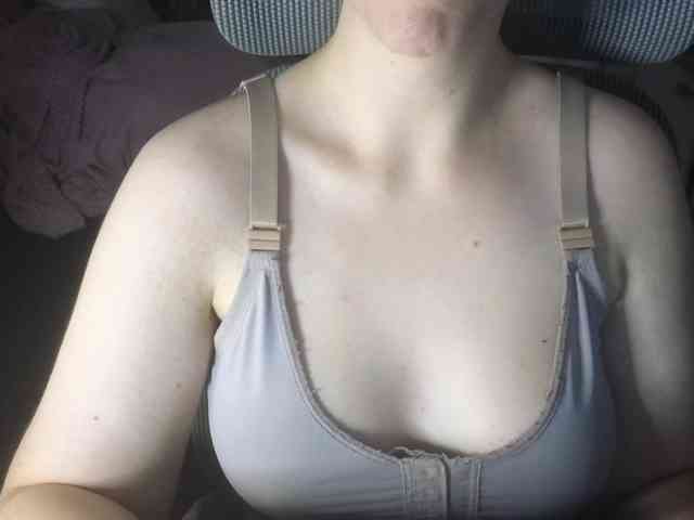 PassionateMommy webcam