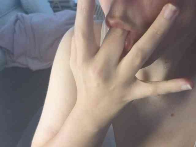 PassionateMommy webcam