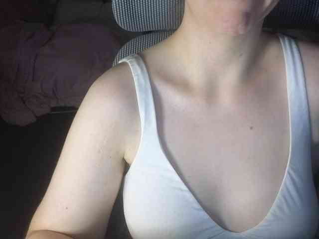 PassionateMommy webcam