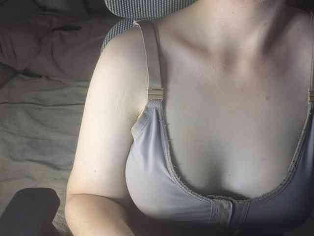 PassionateMommy webcam