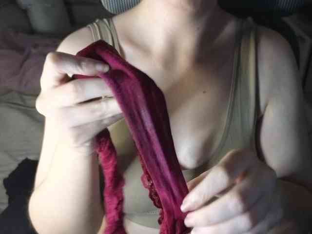 PassionateMommy webcam