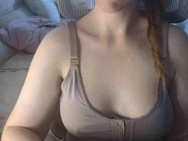 PassionateMommy webcam