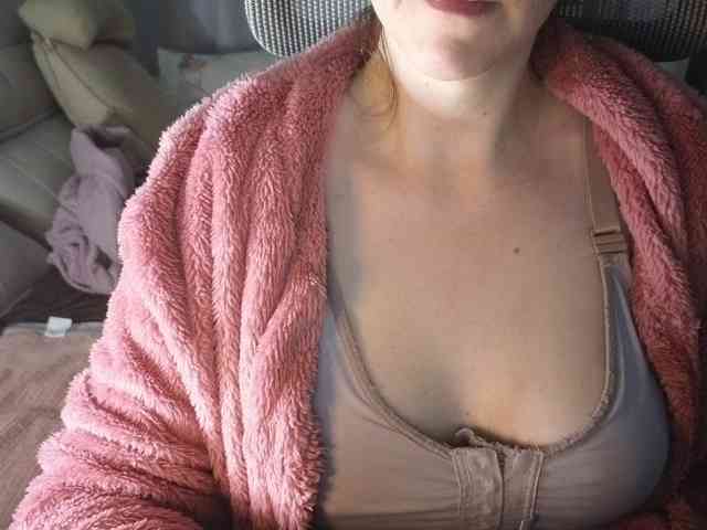 CreamyWoman
