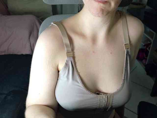 PassionateMommy webcam