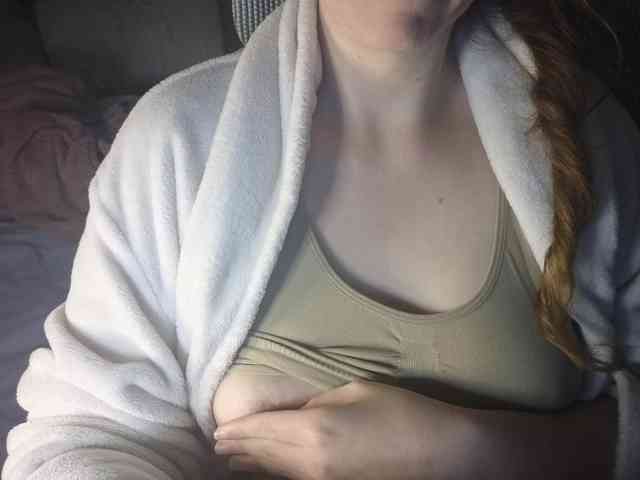 PassionateMommy webcam