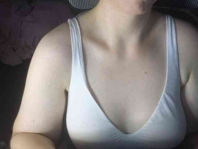 PassionateMommy webcam