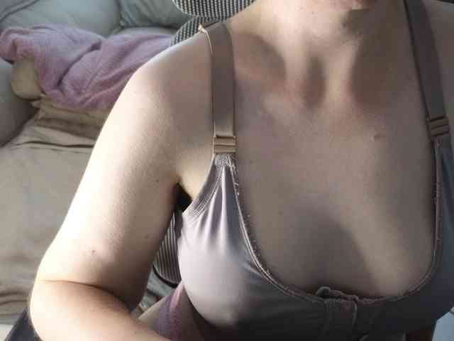 PassionateMommy webcam