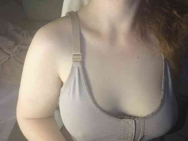 PassionateMommy webcam