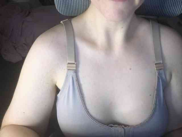 PassionateMommy webcam