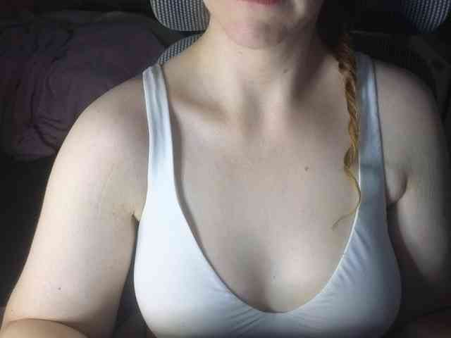 PassionateMommy webcam