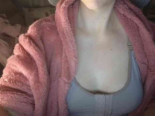 PassionateMommy webcam