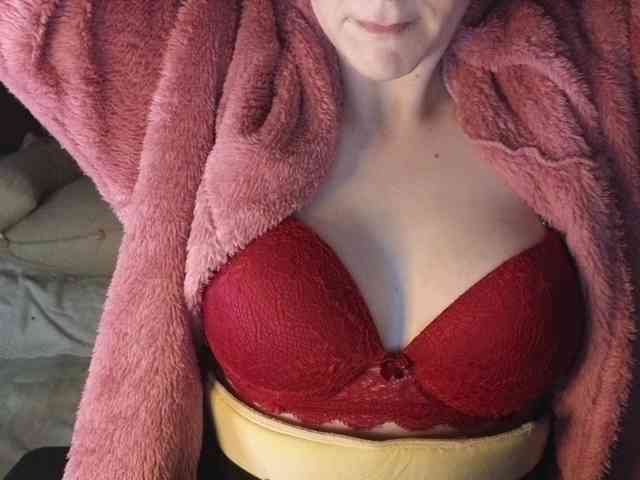 CreamyWoman