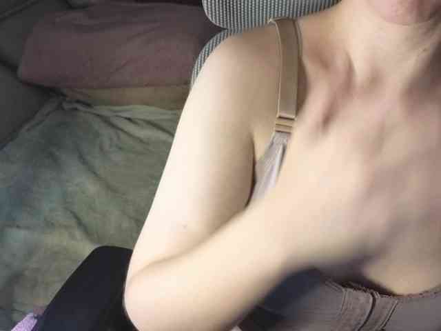 PassionateMommy webcam