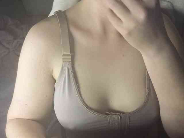 PassionateMommy webcam