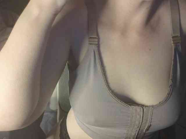 PassionateMommy webcam