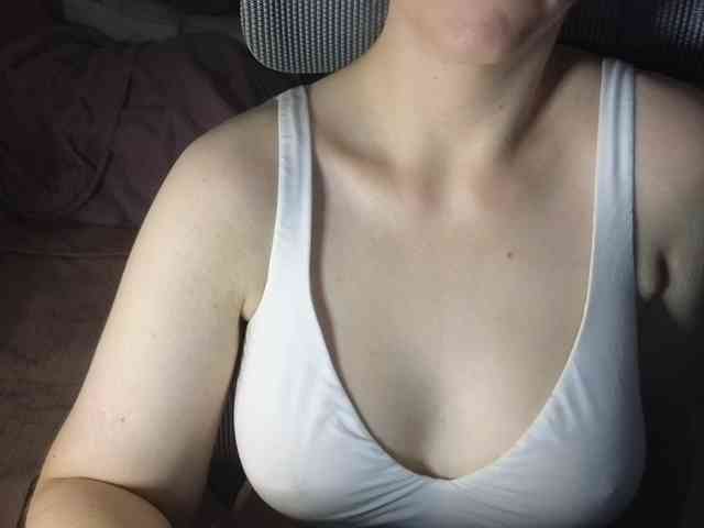 PassionateMommy webcam