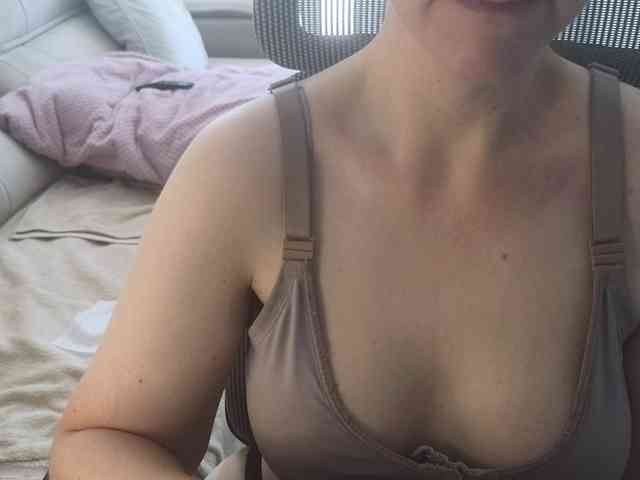 PassionateMommy webcam