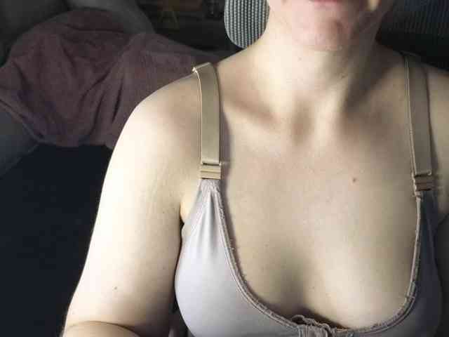 PassionateMommy webcam