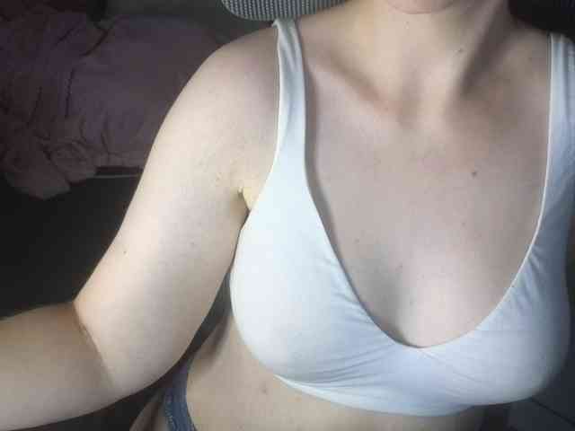 PassionateMommy webcam