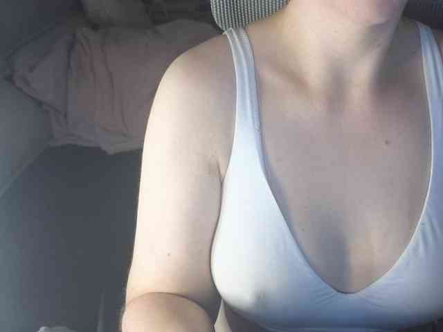 PassionateMommy webcam